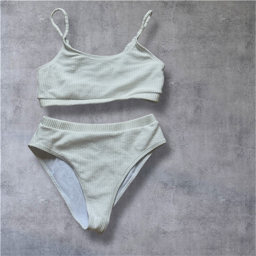 SHEIN Textured White Bikini Set